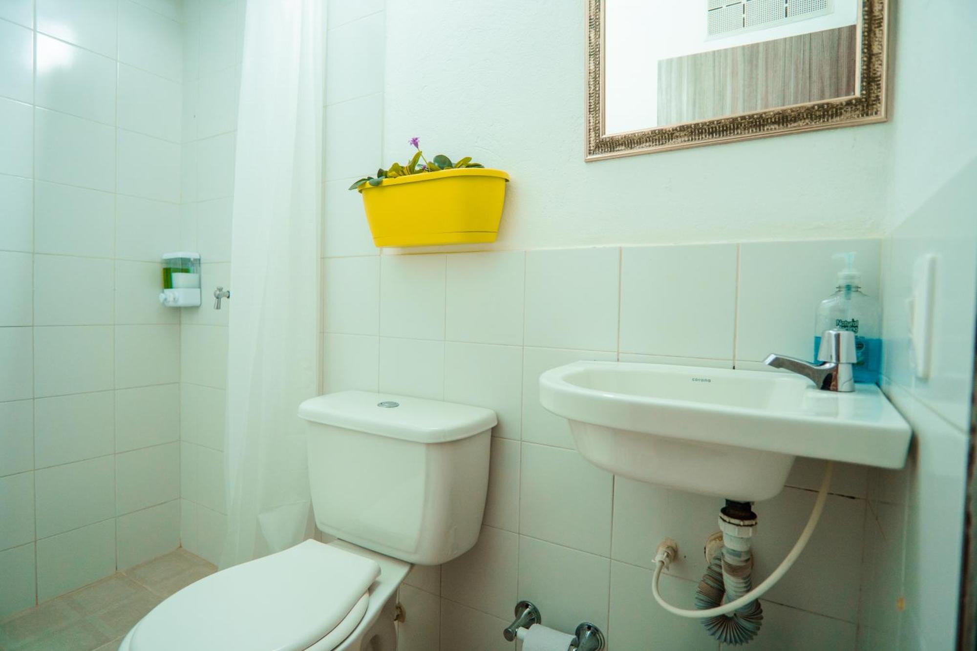 בוגוטה Hotel Primitivo Usaquen מראה חיצוני תמונה